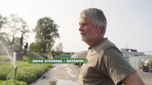 Screenshot uit aflevering over duurzaam tuinieren
